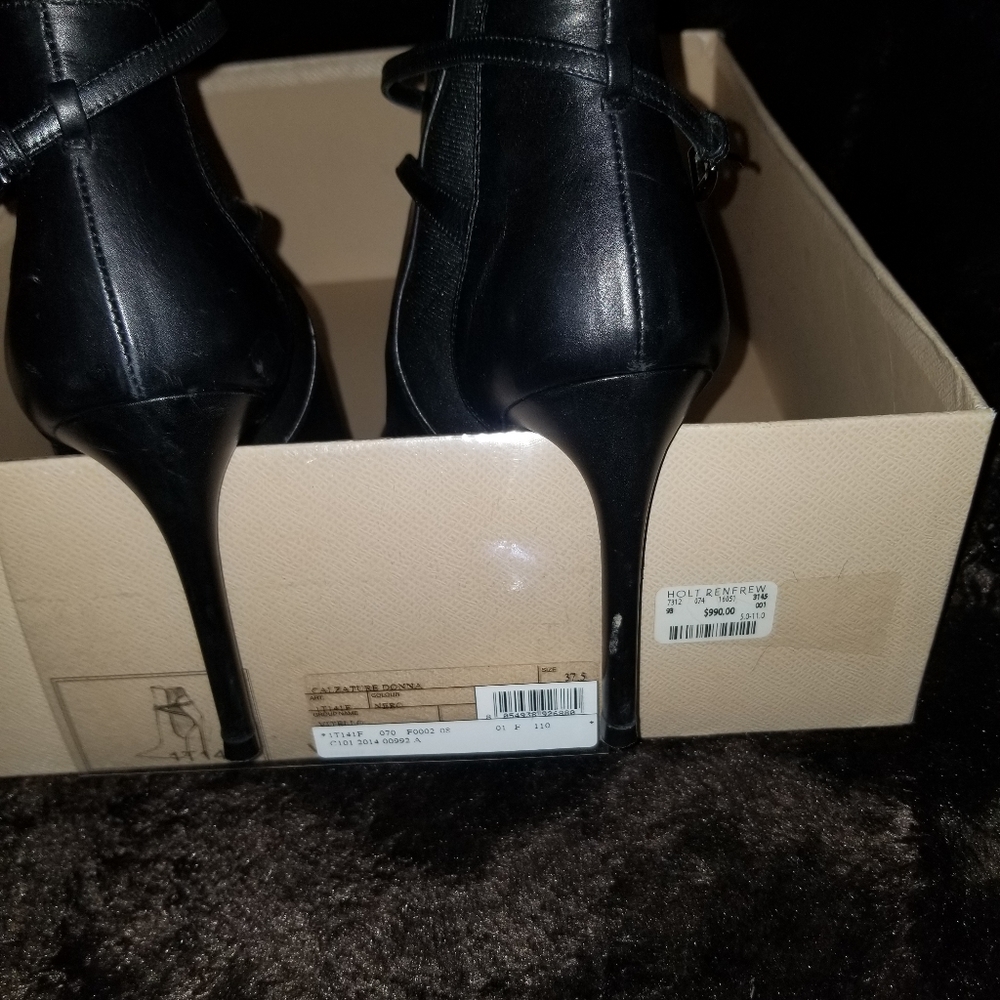 Boots - Picture 2 of 11